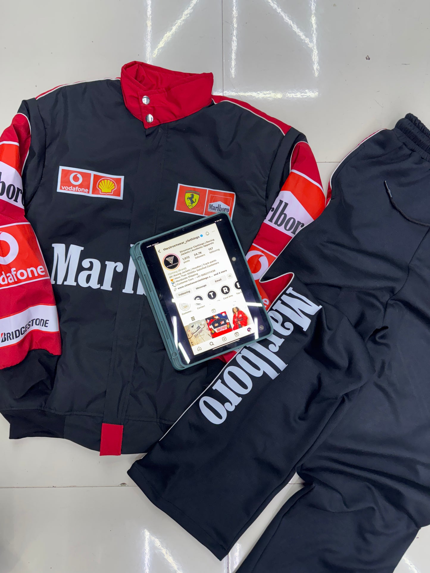 Marlboro Racing Cord Set – Motorsport Luxury Jacket & Coordinated Pants in Parachute Puffer Style